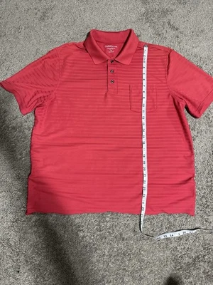 camiseta universitaria rosa neón Foto 1 de 4