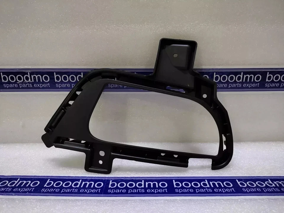 Light Sub Parts for MAHINDRA BOLERO NEO - 2302AU300720N - Mahindra - Image 1 of 1