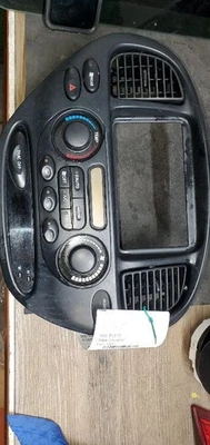 Temperature Control Front SR5 With Rear AC Fits 01-04 SEQUOIA 1147780 - Image 1 of 4