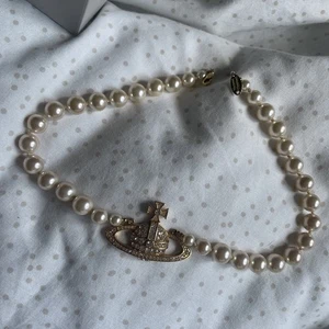 Vivienne Westwood Necklace 100% Genuine Pearl/ Gold - Picture 1 of 12