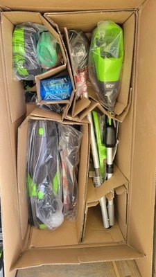 Greenworks 80V 16" Cortadora Inalámbrica y Sopladora de Hojas Combo con Batería y Cargador Foto 1 de 4