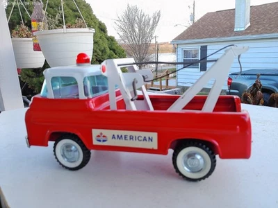 ¡De colección años 60 casi nuevo! Camión grúa Ford Econoline American Gas Oil 11"" NYLINT" Foto 1 de 4