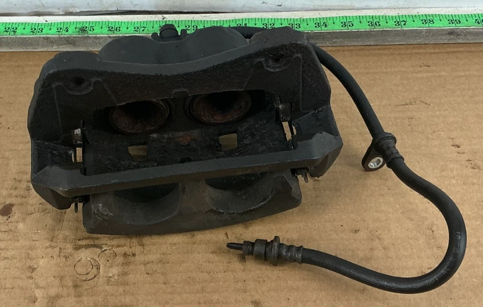 2007-2013 Acura MDX Front Right Passenger Side Brake Caliper 45018-STX-A02 OEM - Image 1 of 4