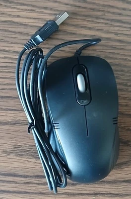 iMicro Wired USB Mouse, Black, Standard, Full Size, Plug & Play - Image 1 of 4