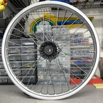 1989 89 Honda CR125 CR125R CR250R CR500R передний обод колеса ступица шины ротор 21X1.60 - Изображение 1 из 4