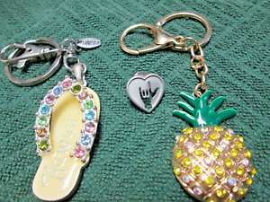 Porte-clés vintage hawaïens porte-clés pinapple, tong/sandale, symbole d'amour unique