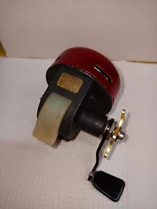 VINTAGE ABU-MATIC 140 GARCIA SPINCAST FISHING REEL MADE IN SWEDEN - Picture 1 of 17