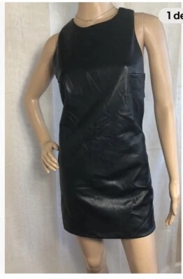 Vestido sem mangas Forever 21 preto couro sintético com ilhós tamanho médio novo - Imagem 1 de 4