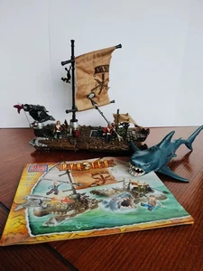 MEGA BLOKS Pyrates #3692 Shark Escape with Manual [INCOMPLETE] - Picture 1 of 5