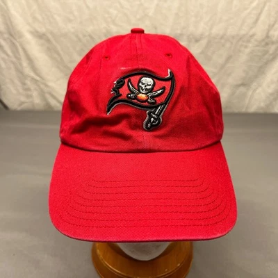 47 Marca NFL Tampa Bay Buccaneers Bandera Logo Gorra Adulto Ajustable Sombrero Rojo Foto 1 de 4