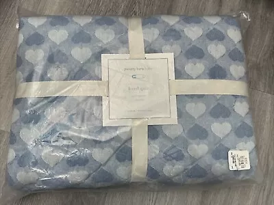 NOVA Colcha de Coração Azul Infantil Pottery Barn Hazel Algodão 36” X 50” MSRP $129! - Imagem 1 de 4