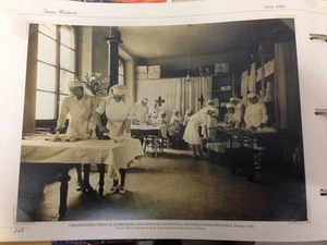 RIPRODUZIONE FOTO ALINARI CROCEROSSINE CURANO GUARDAROBA OSPEDALE 18X24 1939 (5) - Picture 1 of 1
