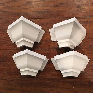Crown Molding Corners Low Profile Outsides For 3 5/8” transition 4 pack (pine) - Picture 1 of 4