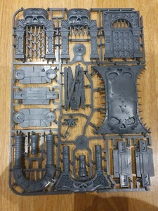 Warcry Cattacombs AOS fuera de imprenta Sprue. Puentes y puertas. Fuera de imprenta - Imagen 1 de 1