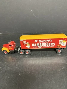1955 Mack B-61 McDonald's Tractor Trailer Toy Matchbox Dinkey 1:43 READ (3C) - Picture 1 of 5