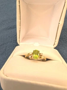 14k PERIDOT AND DIAMOND RING 14K SOLID GOLD. SIZE  6 3/4 - Picture 1 of 5