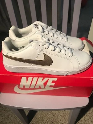 NIKE COURT ROYALE LO КОЖИ ЖЕНЩИН 749867 191 (РАЗМЕР США 9) - Изображение 1 из 4
