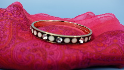 Bracciale Kate Spade Spot The Spade oro nero a pois cristallo