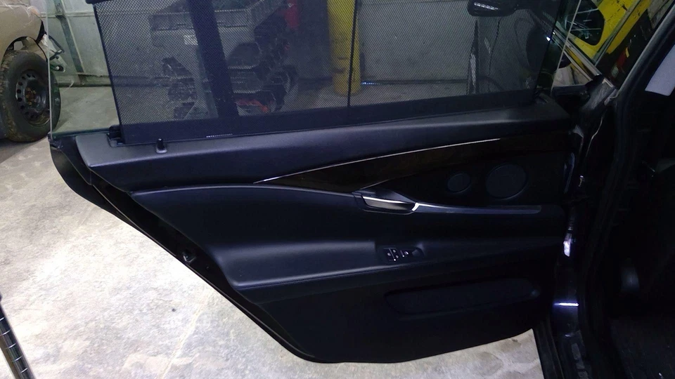10 BMW 550I GT Rear Door Trim Panel Left - Image 1 of 1