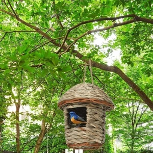 Hanging Hummingbird Houses Hand-woven Straw Bird Nest Outdoor Garden Patio Decor - Picture 1 of 7