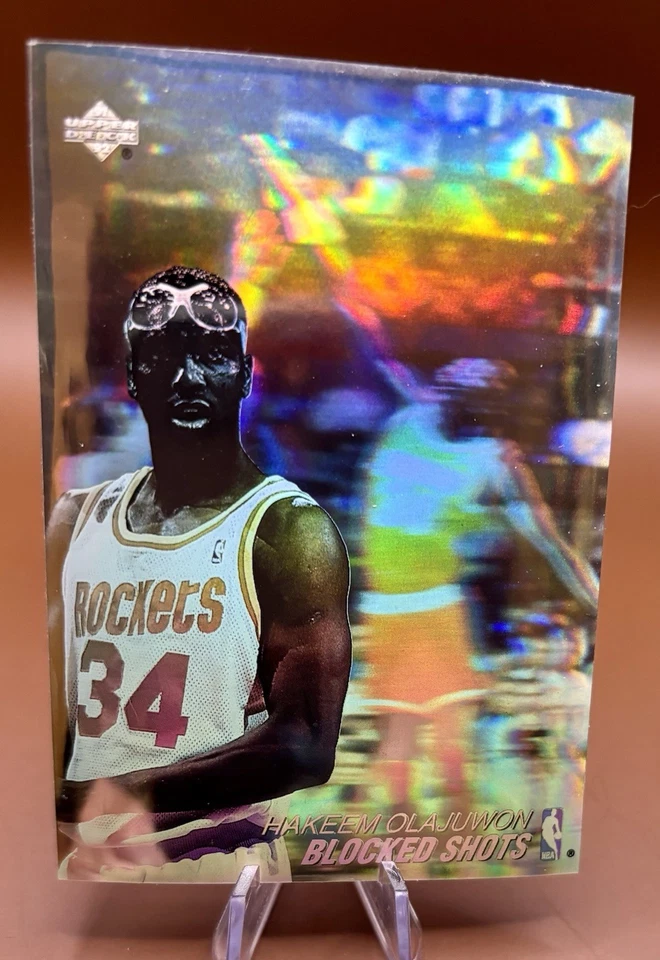 1991-92 Ganadores del Premio Upper Deck Espalda en Blanco Hakeem Olajuwon #AW8 HOF Foto 1 de 1