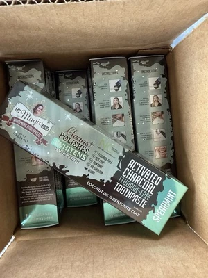 12- Pasta de dientes My Magic Mud carbón activado sin flúor Foto 1 de 4