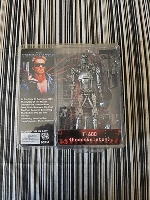 Figura de acción endoesqueleto Terminator 39858 T-800 (SIN ABRIR) Foto 1 de 4