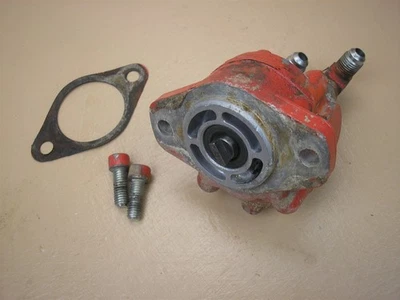 Bomba de aceite hidráulica para tractor Gravely 816S 814 818T 8122 8163 8183 18-G 18813P1 Foto 1 de 4