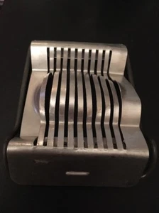 Vintage Aluminum Egg Slicer - Unbranded - Picture 1 of 5