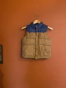 Boys Vintage Look Puffer Crazy 8s Button Down Fall Winter Vest 5-6 Yrs - Picture 1 of 6