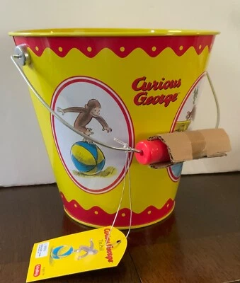 Винтажное оловянное ведро с песком Curious George от Schylling высотой 7 дюймов  - Изображение 1 из 4