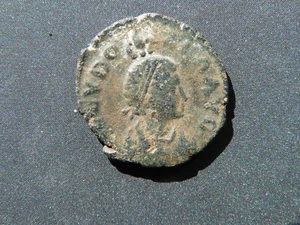 Aelia Eudoxia 395-401 d.C. 1,9g RARO!! con segno PX - Foto 1 di 2