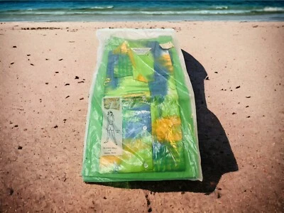 Vintage Regal Mates 2 Piece Mid Funky Jamaica Shorts Blouse Set Green Yellow - Image 1 of 4