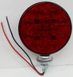 Tail Light Red Round Model J-45 DOT SAE IPS PRST Made of PC - Imagen 1 de 4