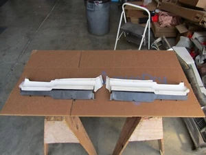 1978 1979 1980 Oldsmobile Cutlass Rear Left and Right Bumper Fillers - Foto 1 di 9
