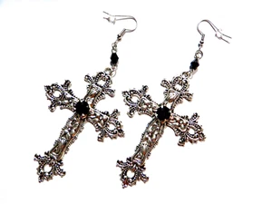 LARGE GOTHIC CROSS EARRINGS Silvertone Black Stone Halloween vampire crucifix 6D - Picture 1 of 4