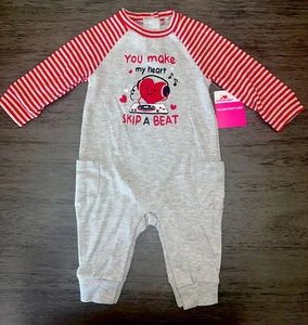 Infant Boy Valentine Baby "You Make My Heart Skip A Beat" Outfit 3-6 Months NWT - Picture 1 of 3