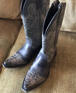 Stivali Western Donna Ariat 7 Luci Brillanti 10015375 Marroni Antiquati Punta Snip Ecc - Foto 1 di 10