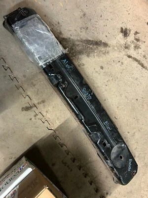 07-09 Parachoques delantero ASPEN ** SOLO BARRAS DE REFUERZO ** 4,7 L OEM -SIN CUBIERTA- Foto 1 de 4