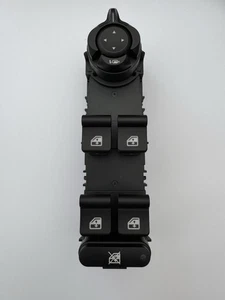 Alfa Romeo Giulietta Drivers Side Window Switches - Picture 1 of 3