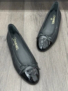 2025 CHANEL CC LOGO SCHWARZ LEDER BALLERINAS SCHUHE Größe 37 - Bild 1 von 22