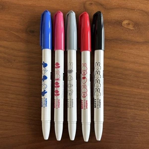 Bolígrafo de gel Miffy Miffy Knock conjunto de 5 colores 0,5 mm #d28768 - Imagen 1 de 24