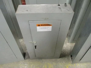 GE Hauptschalter Leitungsschutzschalter Panel AQF3301AT 125A Max 208Y/120 3Ph 4W gebraucht - Bild 1 von 8