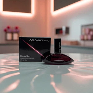 Calvin Klein Deep Euphoria Miniature Eau Parfum 15ml. Gothic, "Black Magic" Rose - Bild 1 von 9