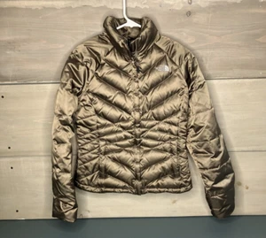 Chaqueta acolchada The North Face 550 para mujer pequeña de bronce relleno de plumón de ganso, cremallera completa - Imagen 1 de 8