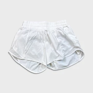 Lululemon Hotty Hot Short II *lang 4" Damengröße 4 weiß niedriger Bund sportlich Laufen - Bild 1 von 7