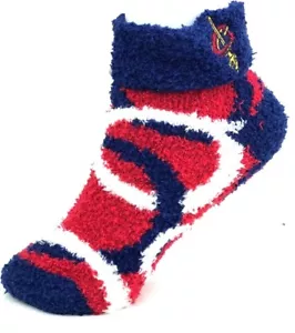 Cleveland Cavaliers Cardinal Navy Circle Design Fuzzy Quarter Socks Fold Cuff - Picture 1 of 3