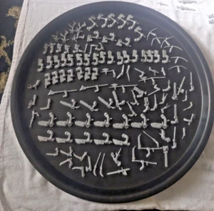 Warhammer 30k Plastic Bitz Lot ARMS AND WEAPONS #1 AROUND 118 - Picture 1 of 3