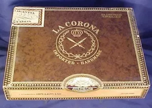 Caja de cigarros vintage La Corona de madera importada hecha a mano - Imagen 1 de 4