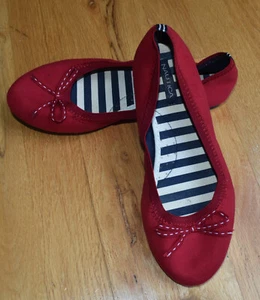 NEW Women’s Nautica red FabricUpper Loafer Espadrilles Ballet Flats Boat Shoe(5) - Picture 1 of 9